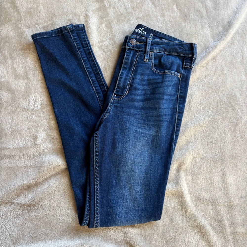 Hollister Women's dark wash Stretch Skinny Jeans
